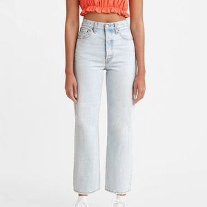 Levi’s Straight Leg Ribcage Jeans, size 26